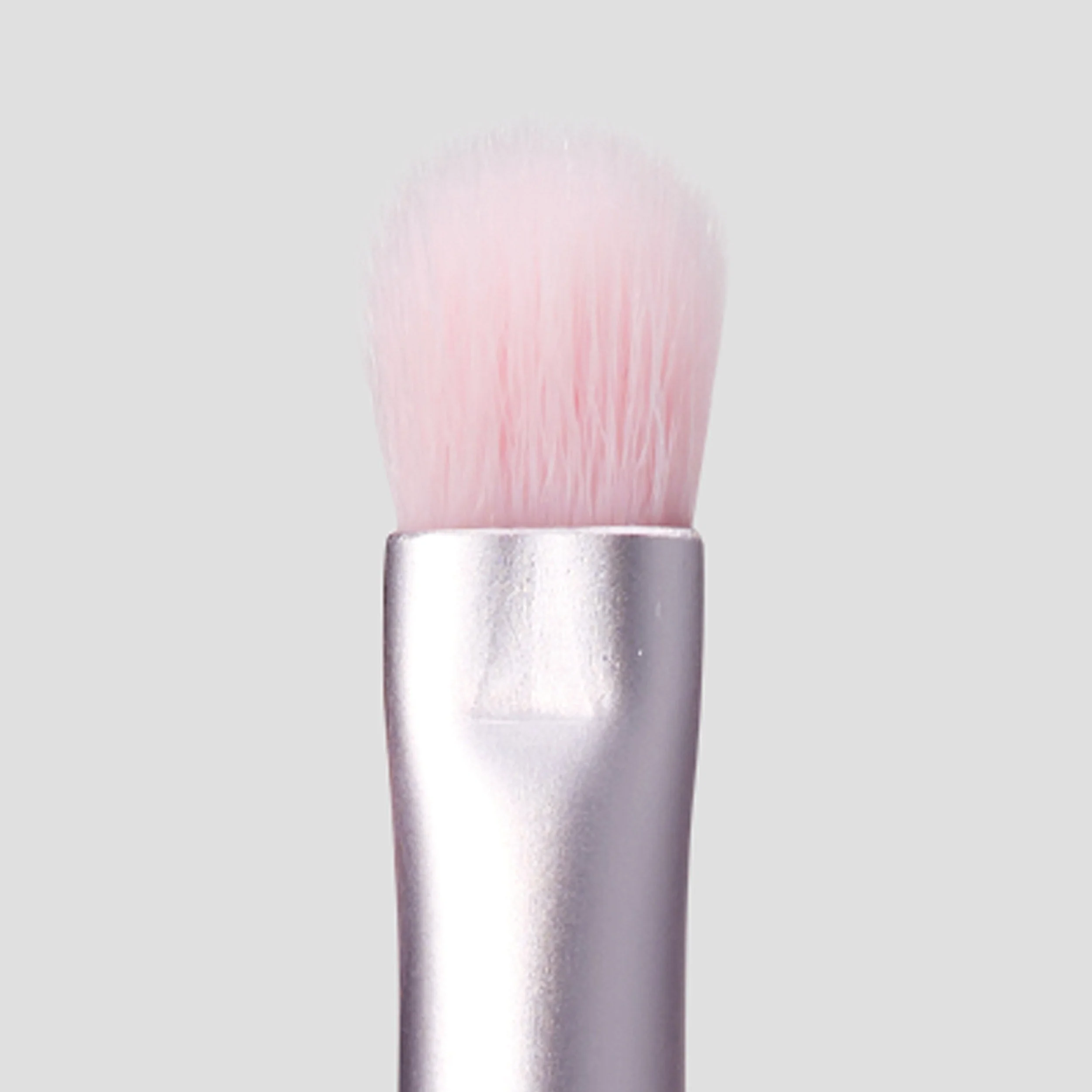 Eyeshadow Packing Brush 09 - Image 2