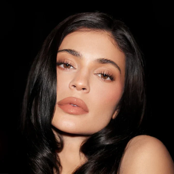 Kylie's Lip Butter Campaign Look Bundle - Image 2
