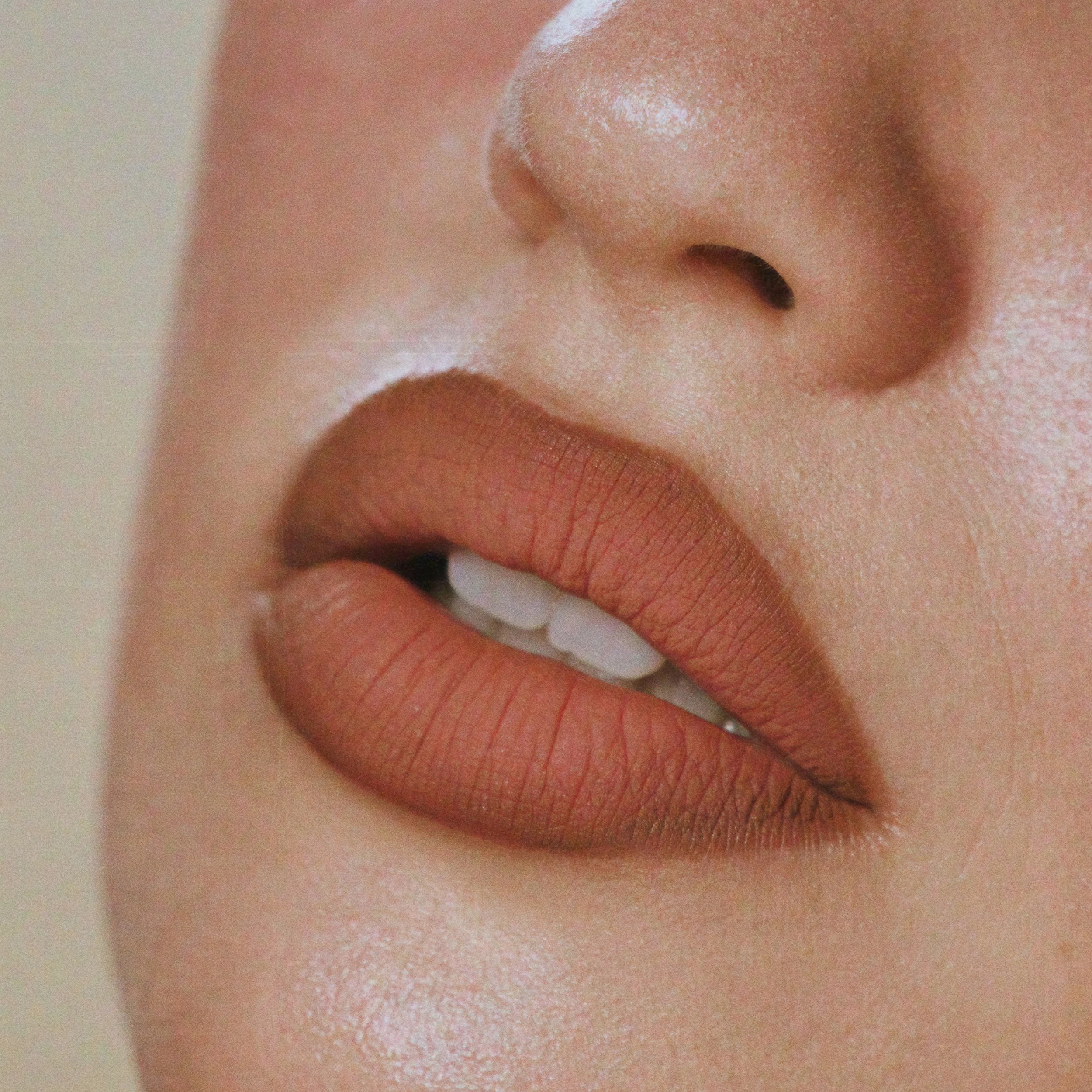 Plumping Powder Matte Lip - Image 4