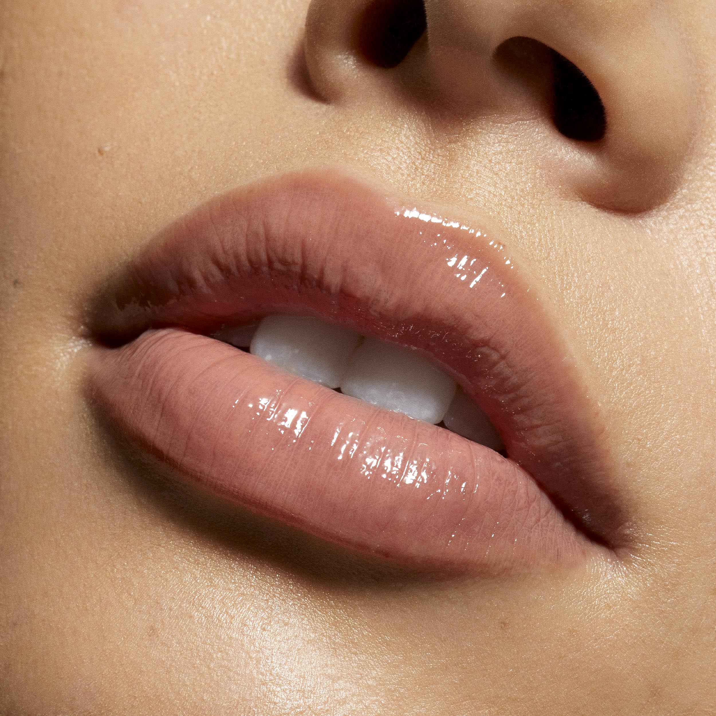 Supple Kiss Lip Glaze - Image 16