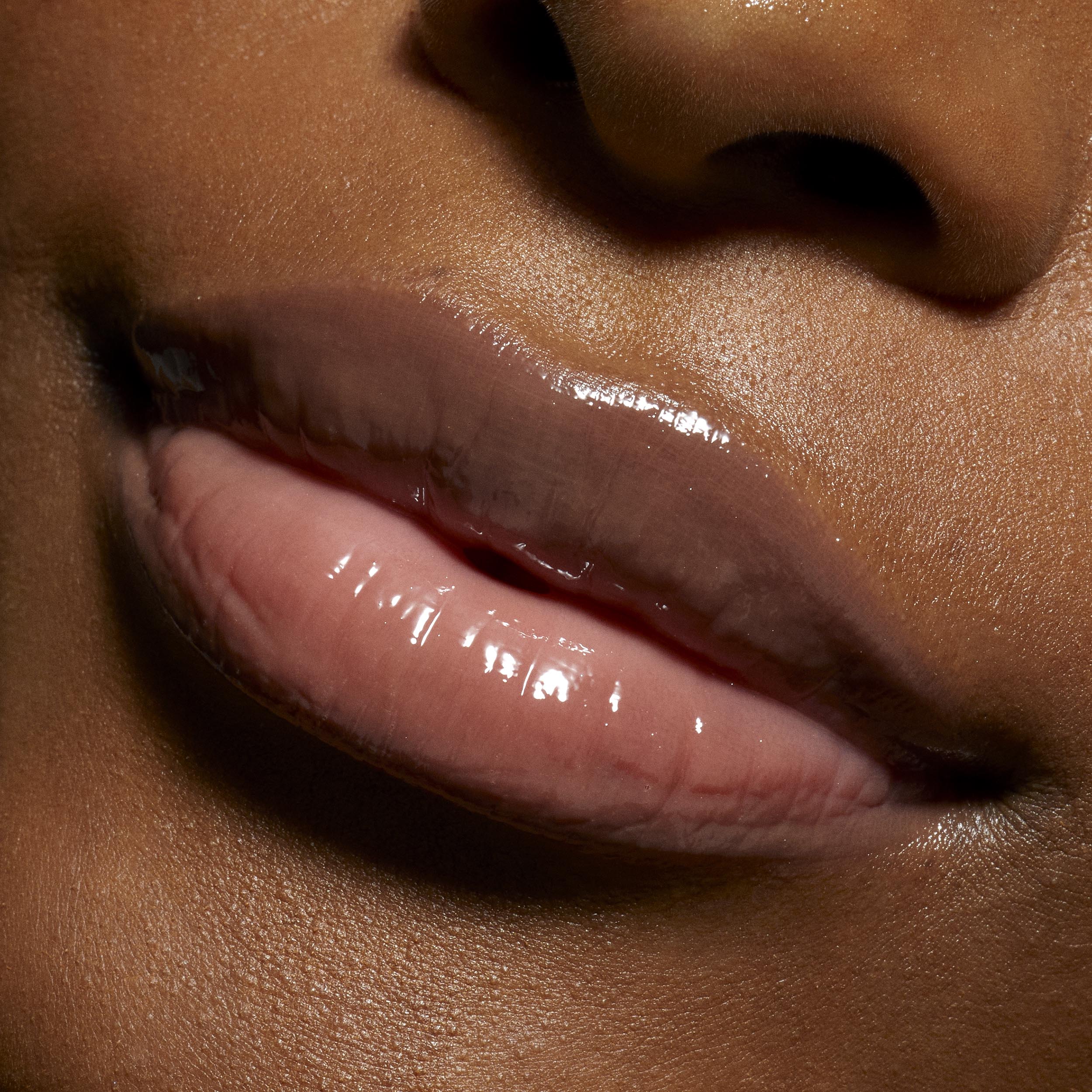Supple Kiss Lip Glaze - Image 24
